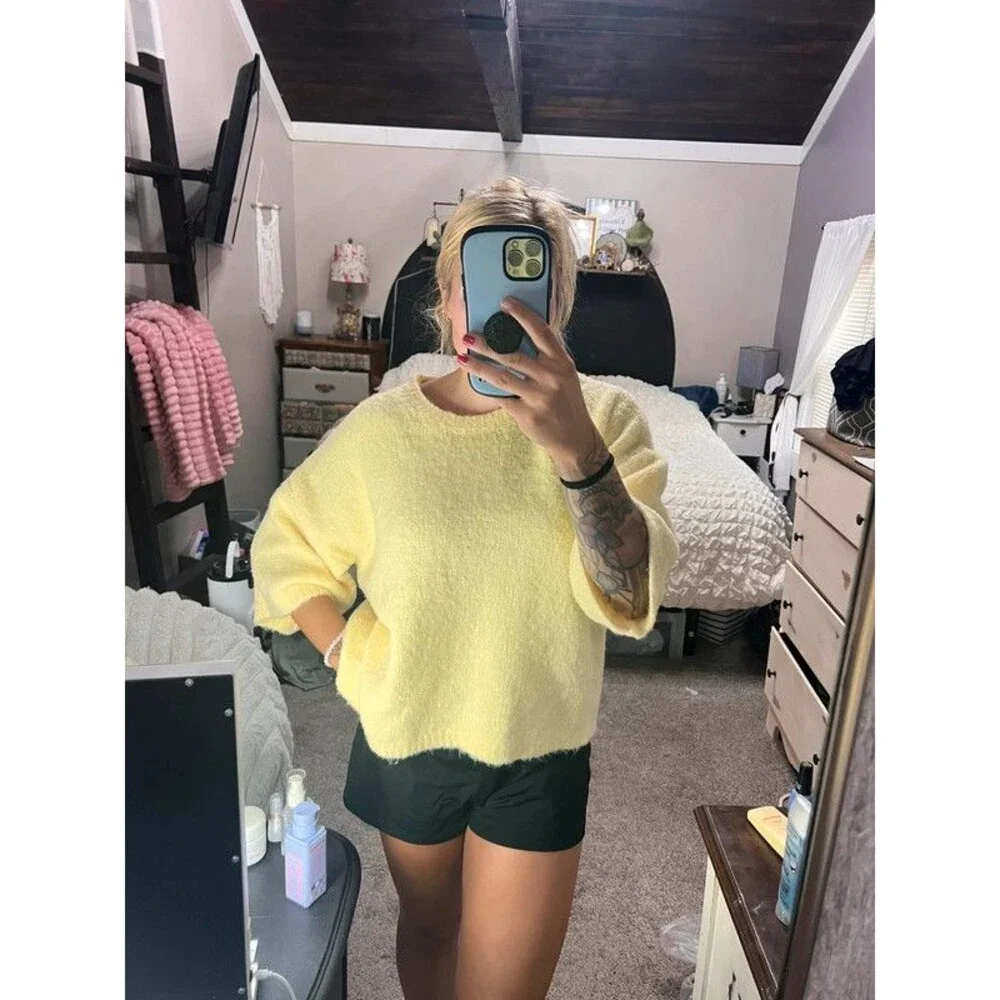 NWT wild fable yellow sweater cropped sleeve